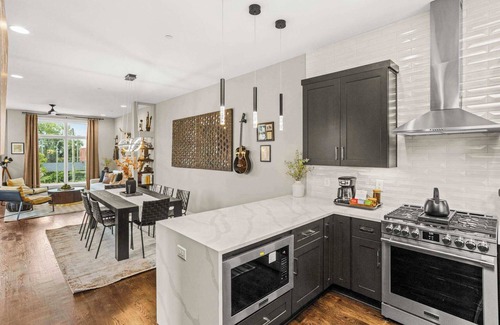 Buena Vista House | 2 Adjacent Luxury Homes|Rooftop Decks + Game Rooms
