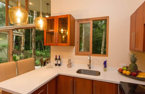 Valle Pura Vida Villa | 2 Bd Villa Mono Titi #1 at Rio Mono, Valle Pura Vida, Manuel Antonio