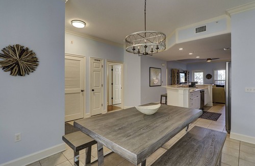 North Forest Beach Condo | 2 Bed/2 Bath Villa Centrally Located Near Coligny Beach, Rooftop Pool and Spa