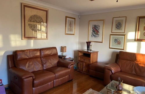 High Wycombe House | 2-Bed Apartment in High Wycombe Private Garden