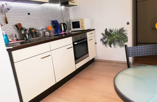 Villingen-Schwenningen Apartment | 2 Bed Flat - Sleeps 3 - Pets - Parking - Wifi