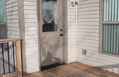 Loves Park House | 2 Bed house with Office and King Master Suite in Loves Park