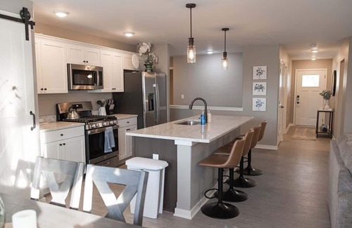 Loves Park House | 2 Bed house with Office and King Master Suite in Loves Park