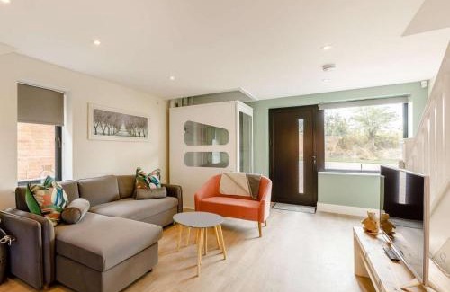 Alcester House | 2 Bed in Alcester 88397