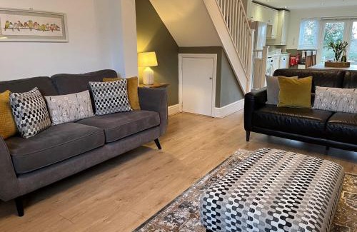 Furzebrook House | 2 Bed in Isle of Purbeck DC118