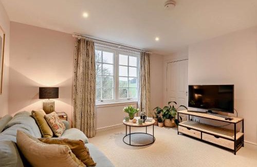 Lauder House | 2 Bed in Lauder 91383