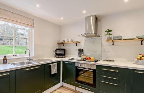 Lauder House | 2 Bed in Lauder 91383