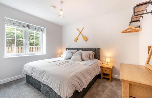 Wellington House | 2 Bed in Rugby oc-w32580