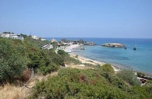 Politiko Apartment | 2 Bed Luxury Apt overlooking The Mediterranean Sea, Sleeps Maximum 5 Persons