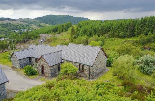 Cairnbaan House | 2 bed property in Cairnbaan CA113