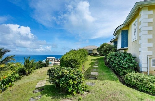 Sea Breeze Hills Villa | 2-bed Villa With Uninterrupted Sea Views - Equinox 2 Bedroom Villa by RedAwning