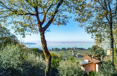 San Feliciano House | 2 bedroom accommodation in San Feliciano