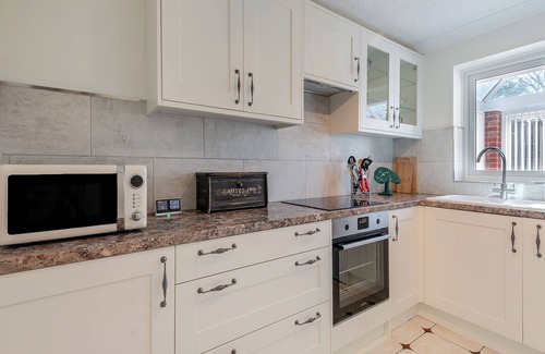 Sutton Bridge Cottage | 2 bedroom accommodation in Sutton Bridge