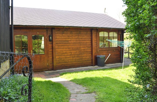 East Dereham Cottage | 2 bedroom accommodation in Scarning, near Dereham