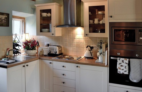 Dolwyddelan Cottage | 2 bedroom accommodation in Dolwyddelan, near Betws-y-Coed