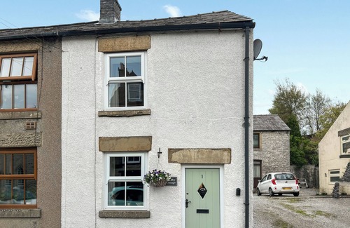 Tideswell Cottage | 2 bedroom accommodation in Tideswell