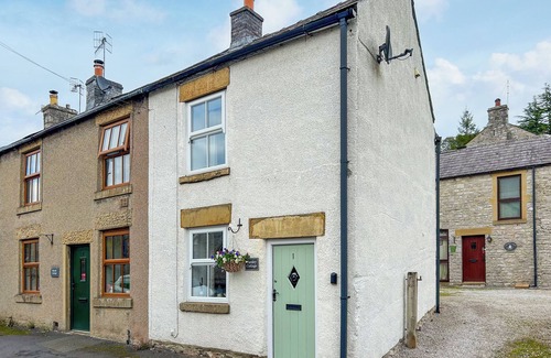 Tideswell Cottage | 2 bedroom accommodation in Tideswell