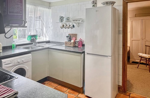 Westmarsh Cottage | 2 bedroom accommodation in Staple, near Wingham