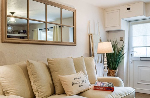 Wilmcote Cottage | 2 bedroom accommodation in Wilmcote