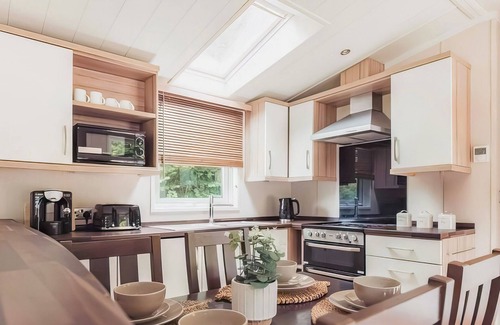 Caerwys Ski Chalet | 2 bedroom accommodation in Caerwys, Flintshire