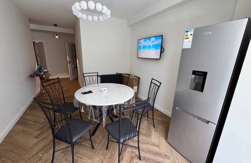 Kentron Apartment | 2-bedroom apartment in wonderful Yerevan with WiFi, AC