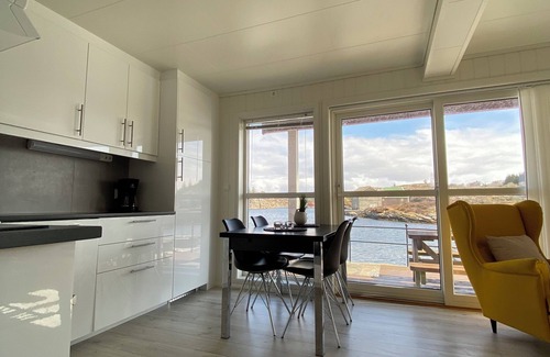 Oygarden Apartment | 2-bedroom apartment in superb Vestland with WiFi