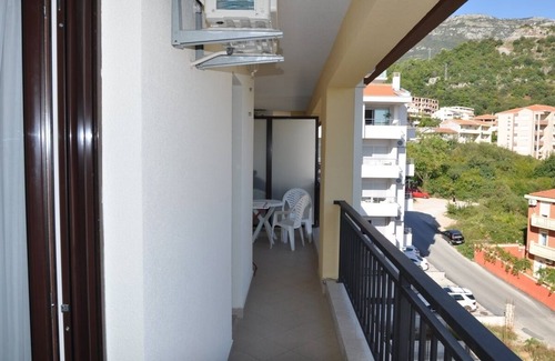 Podmaine Apartment | 2-bedroom apartment with a seaview "Podmaine 70"