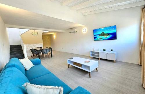 Simpson Bay Apartment | 2-Bedroom Condo With Marina Views In Simpson Bay