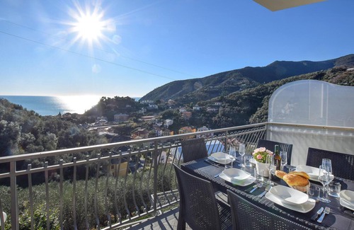 Moneglia Apartment | 2 bedroom cozy apartment in Moneglia