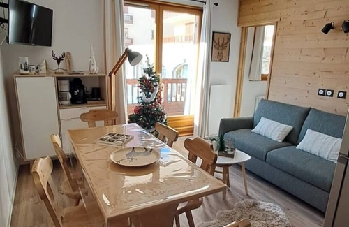 Saint-Sorlin-d'Arves Apartment | 2 bedroom apartment in saint-sorlin-d'arves