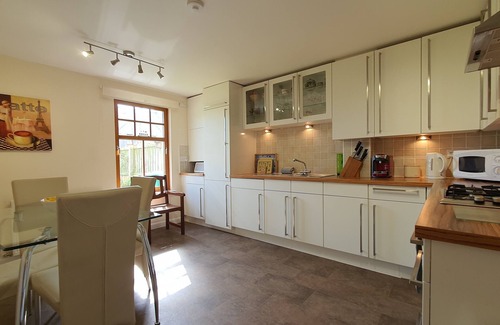 Crail Apartment | 2 bedroom garden apartment, Crail, Roseford Apartment with private parking