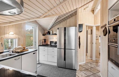 Dannemare House | 2 bedroom gorgeous home in Dannemare