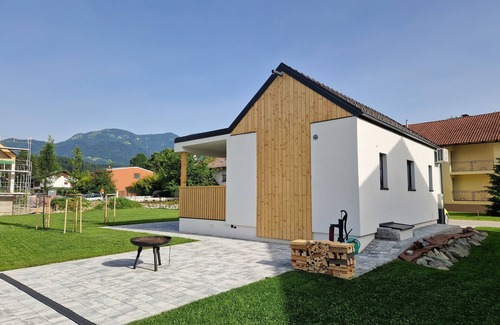 Mozirje House | 2-bedroom house, kitchen, sauna, wi-fi, TV, terrace, firepit, garden, parking.n