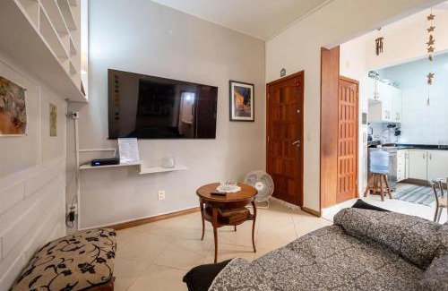 Flamengo Apartment | 2-bedroom just 200 meters from Flamengo Beach