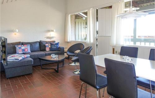 Sandvig Apartment | 2 Bedroom Lovely Apartment In Allinge