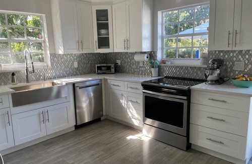 Old Northwood Historic District House | 2 bedroom private vacation home in west palm beach