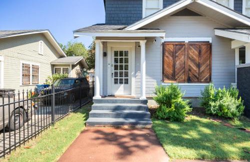 Highland Park House | 2 bedroom unit near downtown