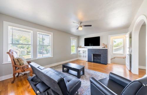 Highland Park House | 2 bedroom unit near downtown