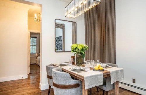 College Hill Apartment | 2 bedroom urban chic right on the Brown University campus