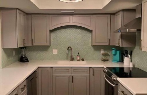 Golden Hills House | 2-bedroom vacation home with pool on golf course