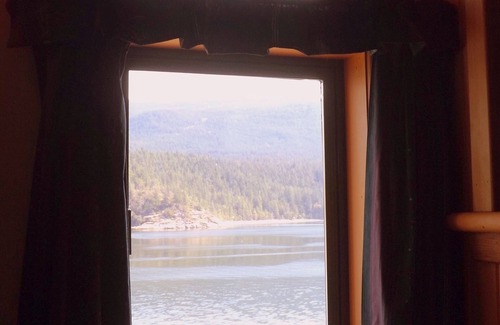 Powell River Resort | 2 Bedroom West Coast-style chalet at the Desolation Sound Resort