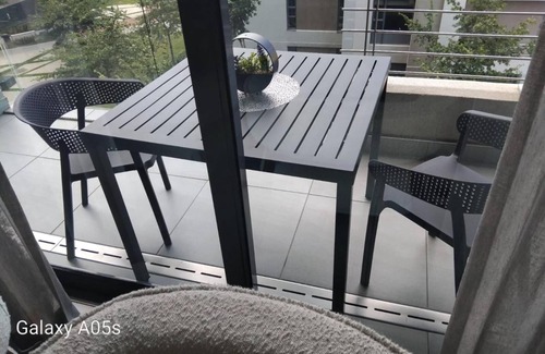 Menlyn Apartment | 2 bedroom with en suit Pretoria