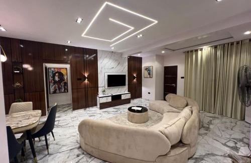 Lagos Mainland Apartment | 2 Bedrooms for shortlet