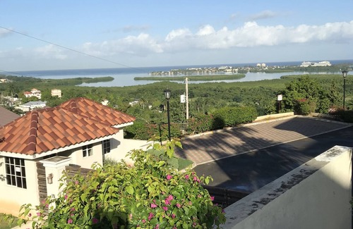Reading House | 2 bedrooms Panoramic Seaview condo villa with pool