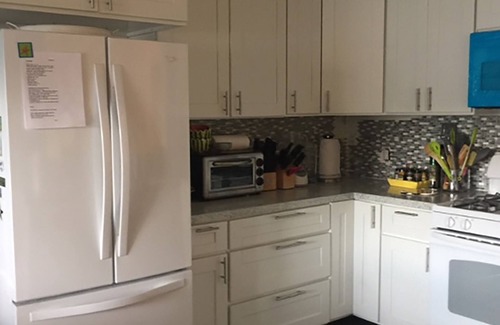 Hermosa Beach Condo | 2 blocks 2 Beach Beautiful Condo with Pool