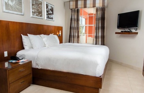 Leeward Settlement Resort | 2 BR, All-Inclusive Suite at Blue Haven Resort