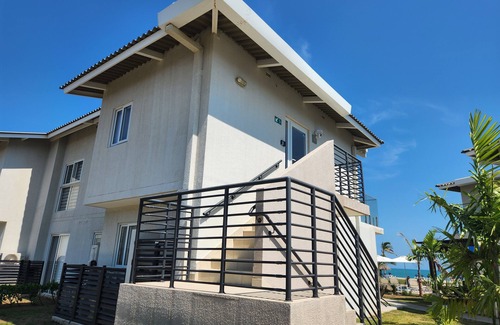 Punta Chame Villa | 2 BR Beachfront family villa in Playa Caracol 75 minutes from panama city