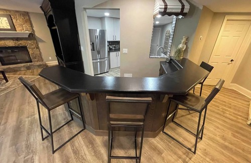 Flowery Branch House | 2 BR Hidden Gem with Lake Access, Pool & Hot Tub 15 Min from Lanier Islands