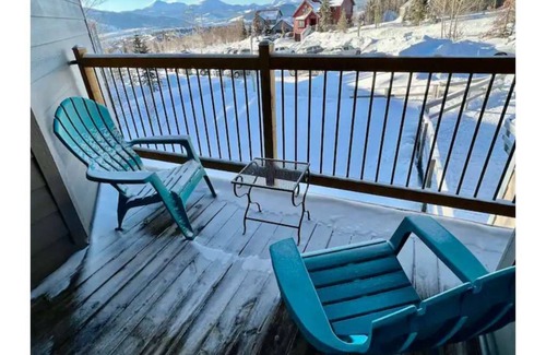 Wildernest Condo | 2 BR Mountain Condo w/views, near amazing skiing