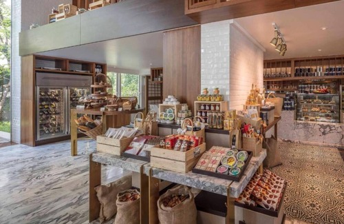 Khlong Tan Nuea Condo | 2 BR/Sukhumvit 39/monthly